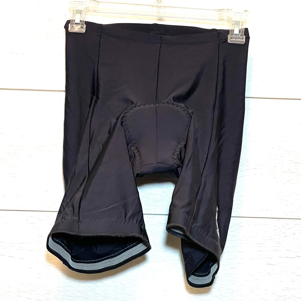 Canari cycling shorts